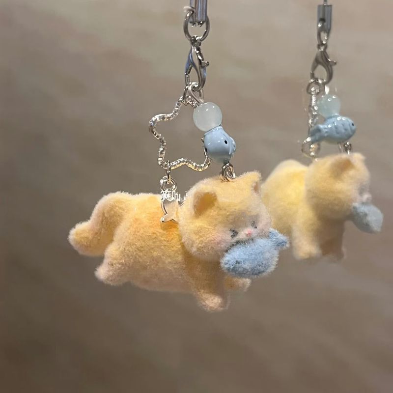 Phone Accessories Design - Porte-clés chat en peluche mignon, design