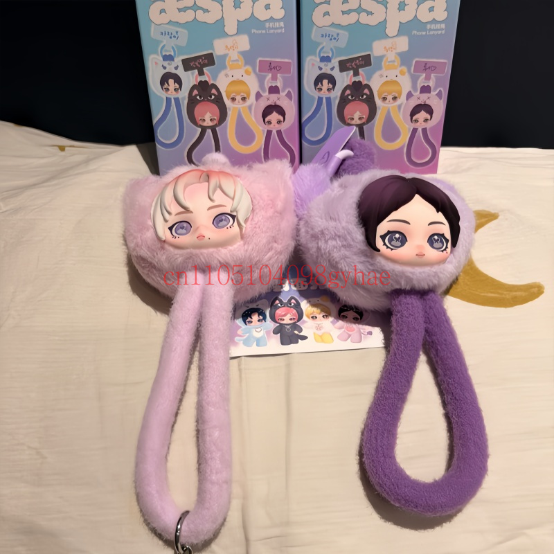 Phone Accessories Popmart - Nouvelle série Pop Mart Aespa Fluffy